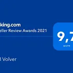 Volver לינה וארוחת בוקר 4*