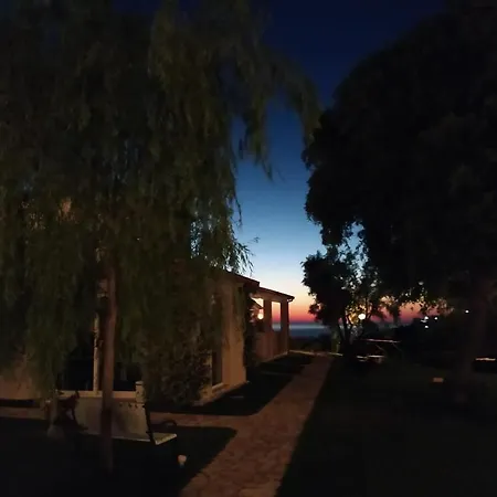 Volver Couette-café 4*