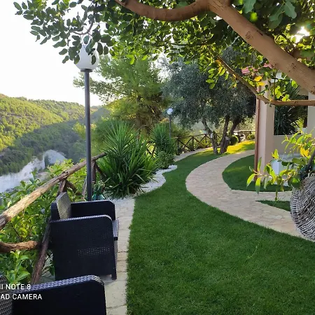 Volver Couette-café