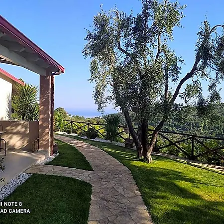 Volver Bed & Breakfast 4*