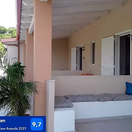 Volver Bed & Breakfast 4*